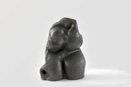 Mai noir <small>H 52 cm / 20,5"H  — n904</small>